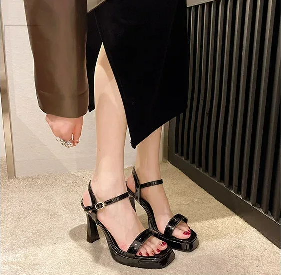 Lorena Square Toe Heels